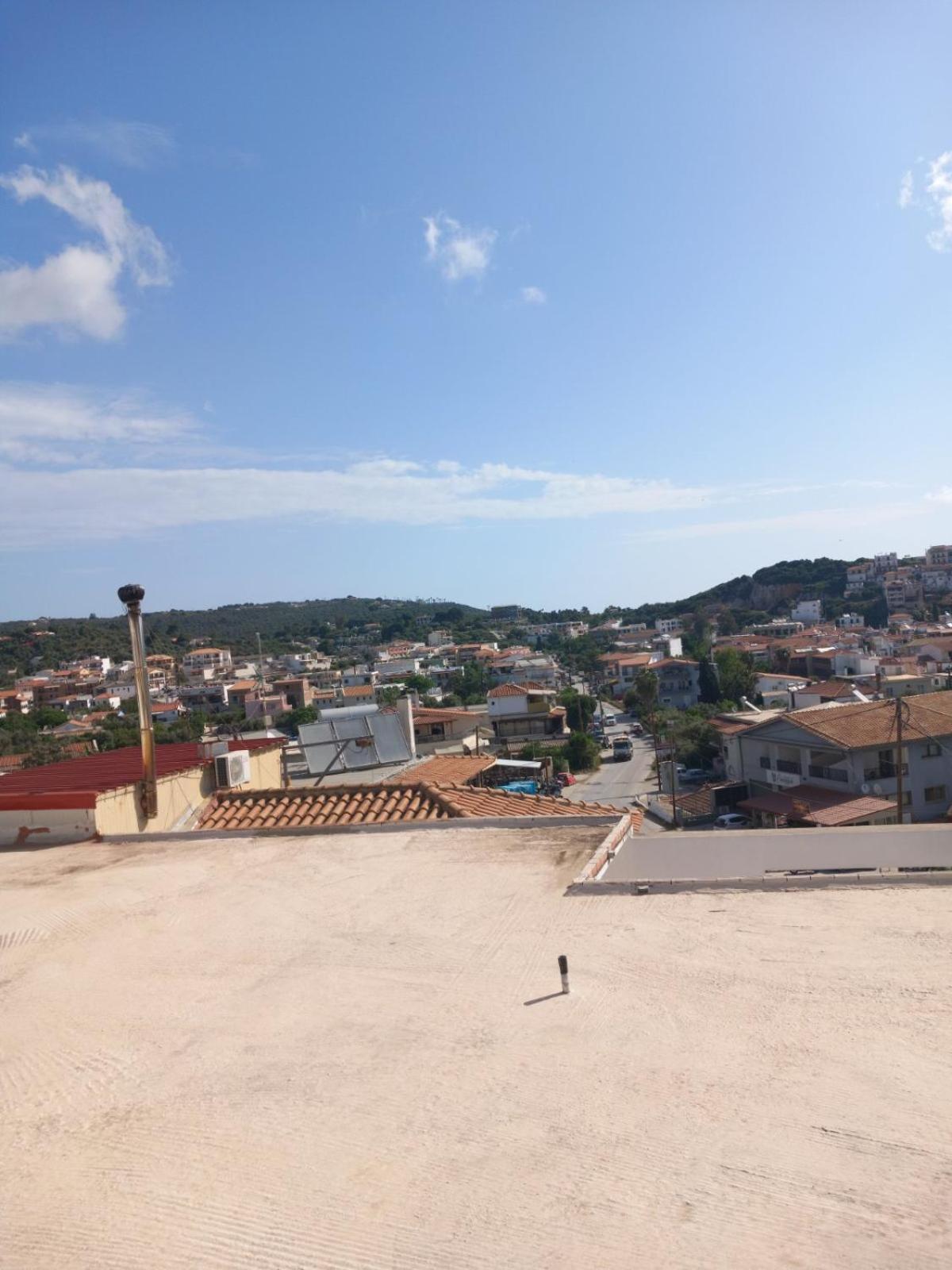 Katerinas Apartmens Skiathos Town Exterior photo