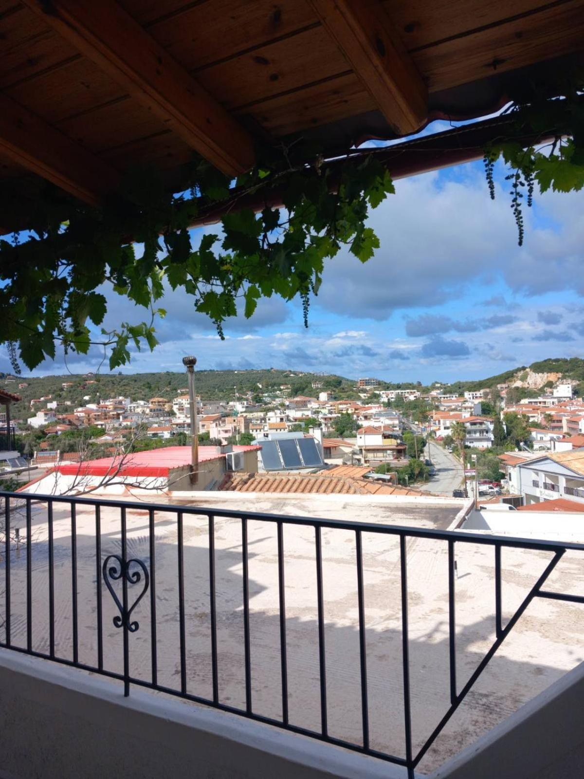 Katerinas Apartmens Skiathos Town Exterior photo