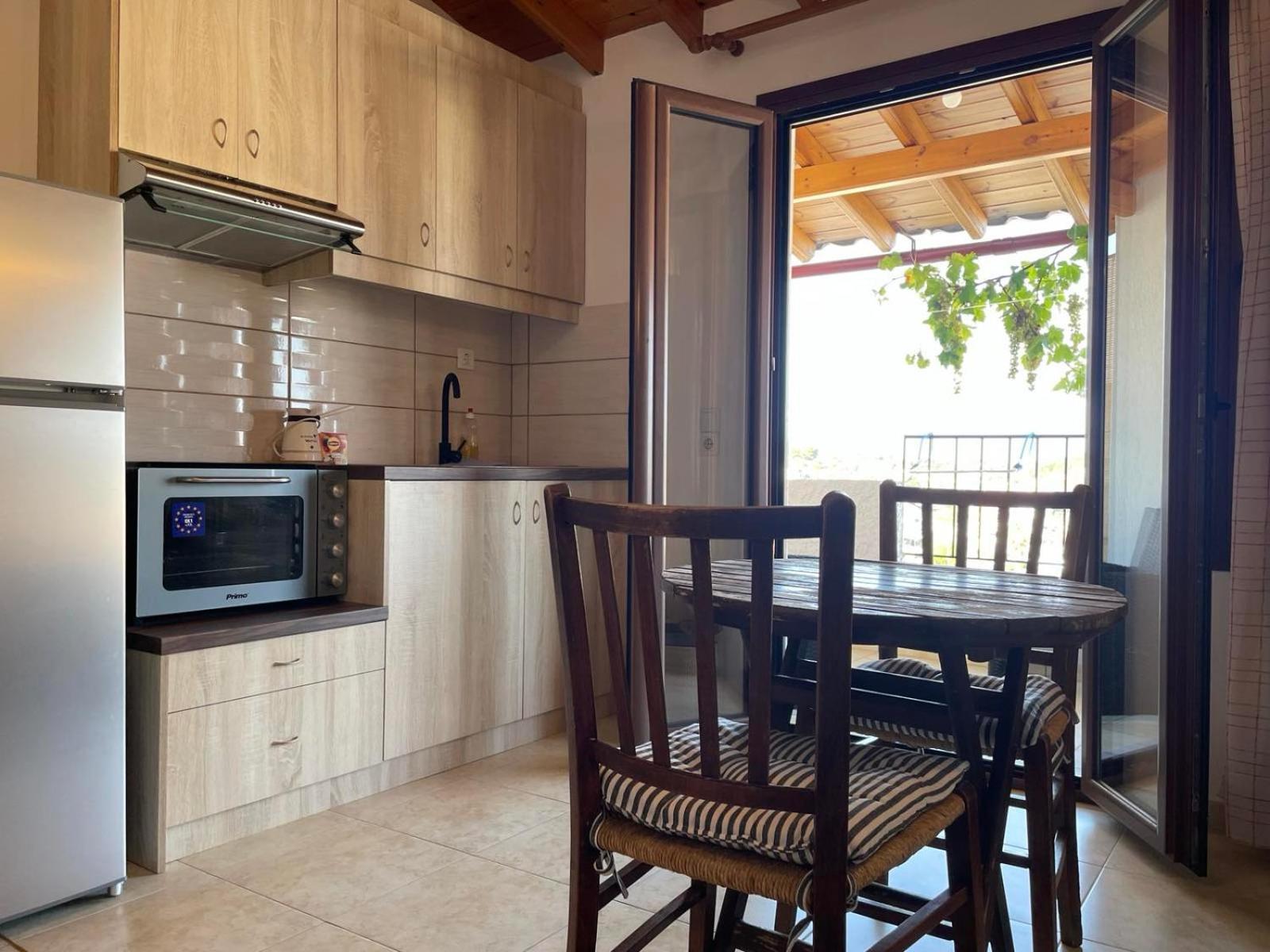 Katerinas Apartmens Skiathos Town Exterior photo